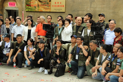 剛剛!國(guó)家重大革命歷史題材電影《生死堅(jiān)守》在興寧開機(jī)拍攝! 興寧廣播電視 今天